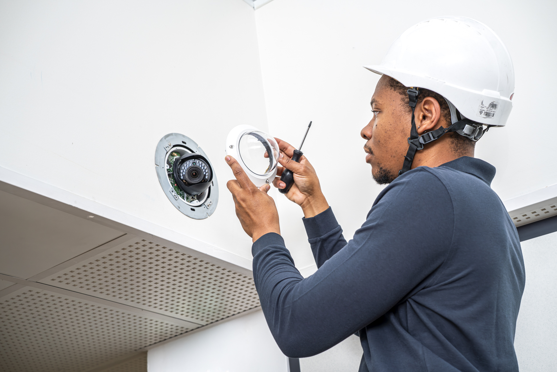 Scutum surveillance camera - tech 2