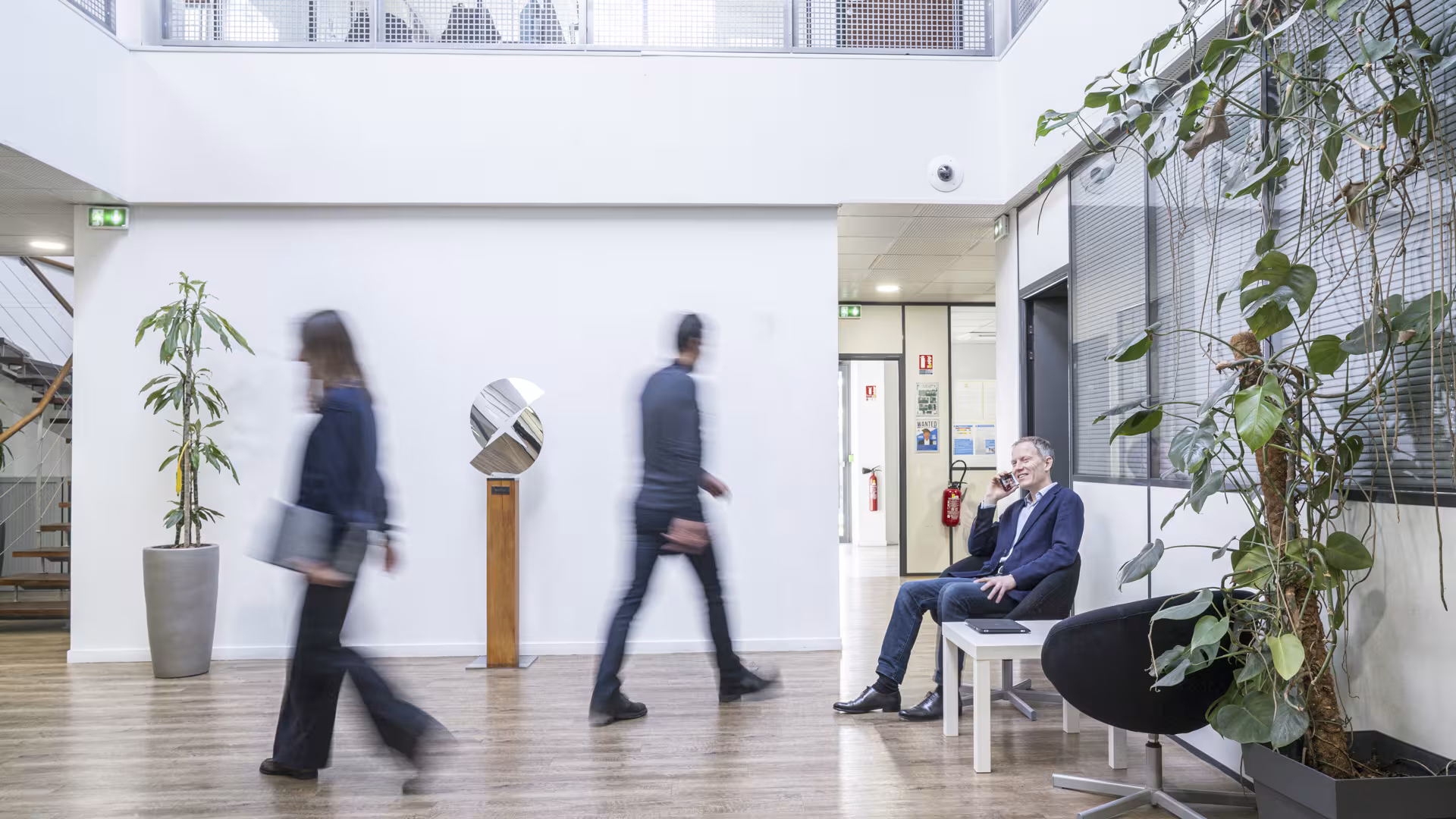 Bureau Scutum avec logo