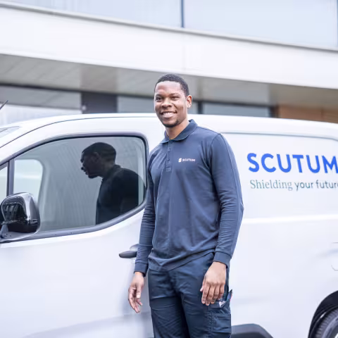 Scutum technician with service van